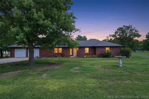 17255 E 79th St N, Owasso, OK 74055