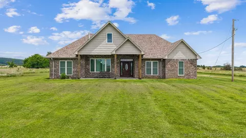 4532 W 430 Rd, Pryor, OK 74361