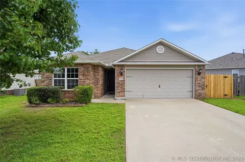 9343 S 255th East Ave, Broken Arrow, OK 74014