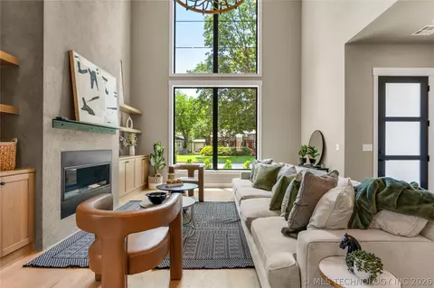 Living - 237 E 35th Pl, Tulsa, OK 74105 photo 2 of 11