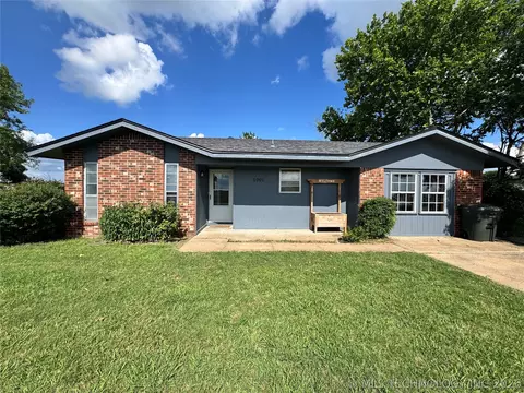 1001 S Choctaw, Caddo, OK 74729