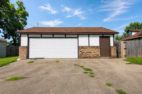 Other - 322 E Young St, Morris, OK 74445 photo 5 of 6