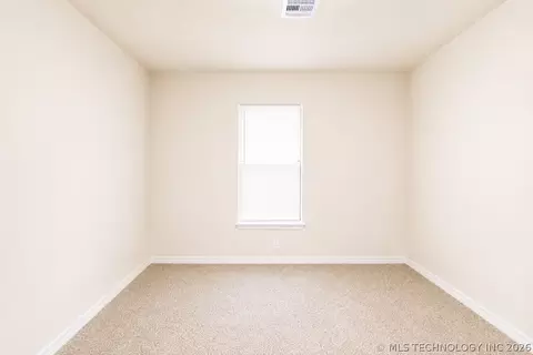 Bedroom - 322 E Young St, Morris, OK 74445 photo 1 of 8