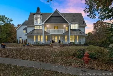 804 E Van Buren St, Broken Arrow, OK 74011