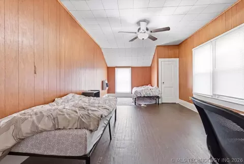 Bedroom - 1011 E 14th, Ada, OK 74820 photo 3 of 6