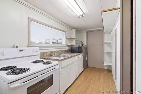 Kitchen - 1011 E 14th, Ada, OK 74820 photo 5 of 5