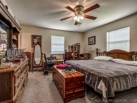 Bedroom - 36 Meadowlark, Eufaula, OK 74432 photo 4 of 7