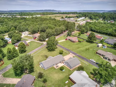 View/Area - 36 Meadowlark, Eufaula, OK 74432 photo 14 of 29