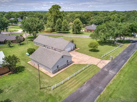 View/Area - 36 Meadowlark, Eufaula, OK 74432 photo 4 of 29