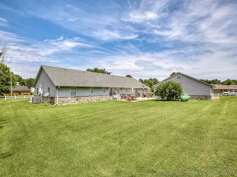 Exterior - 36 Meadowlark, Eufaula, OK 74432 photo 11 of 20