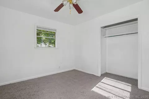 Bedroom - 8512 E 24th Pl, Tulsa, OK 74129 photo 6 of 7