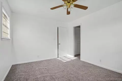 Bedroom - 8512 E 24th Pl, Tulsa, OK 74129 photo 2 of 7