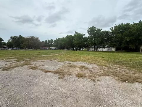 100 W Cedar St, Haskell, OK 74436 photo 10