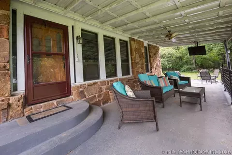 71430 S 329 Rd, Wagoner, OK 74467