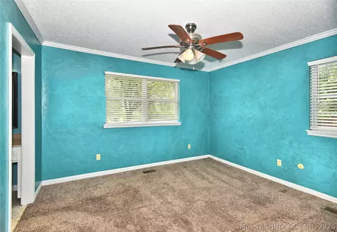 Bedroom - 9419 Haskell Dr NW, Broken Arrow, OK 74014 photo 5 of 7