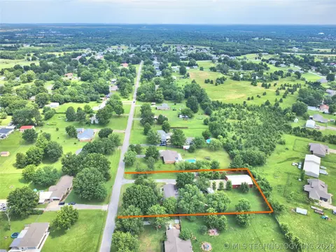 View/Area - 9419 Haskell Dr NW, Broken Arrow, OK 74014 photo 4 of 6