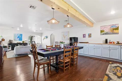 Dining - 1904 E 14th St, Tulsa, OK 74104 photo 2 of 2