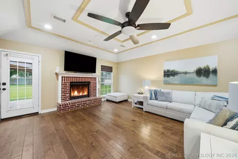 Living - 9007 E 76th St, Tulsa, OK 74133 photo 1 of 2