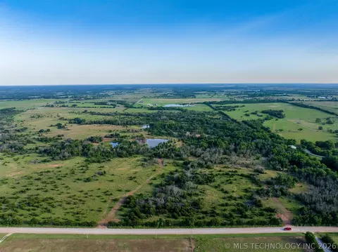2 E Lone Chimney Rd, Glencoe, OK 74032 photo 22