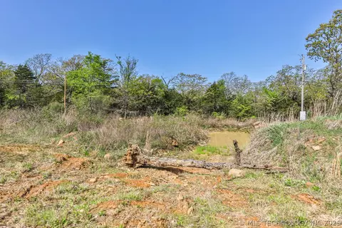 849 Dozer Rd, Eufaula, OK 74432 photo 3