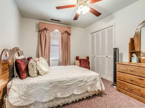 Bedroom - 1201 E 4th St, Okmulgee, OK 74447 photo 2 of 9