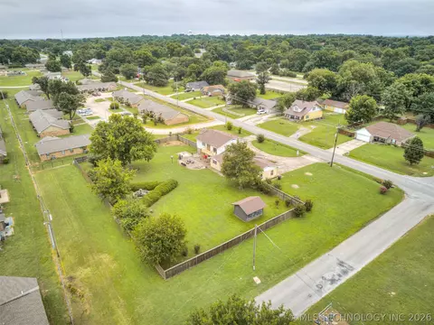 View/Area - 1201 E 4th St, Okmulgee, OK 74447 photo 5 of 6