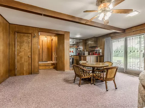 Dining - 1201 E 4th St, Okmulgee, OK 74447 photo 4 of 5