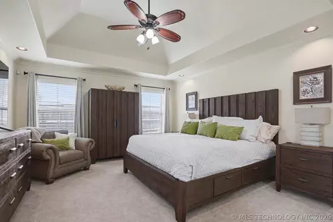 Bedroom - 1225 E 134th St, Glenpool, OK 74033 photo 1 of 6