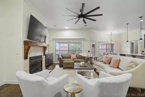 Living - 1225 E 134th St, Glenpool, OK 74033 photo 1 of 4