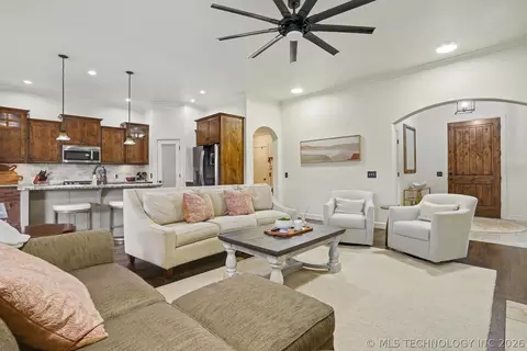 Other - 1225 E 134th St, Glenpool, OK 74033 photo 2 of 12