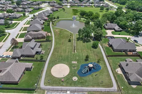 View/Area - 1225 E 134th St, Glenpool, OK 74033 photo 5 of 5