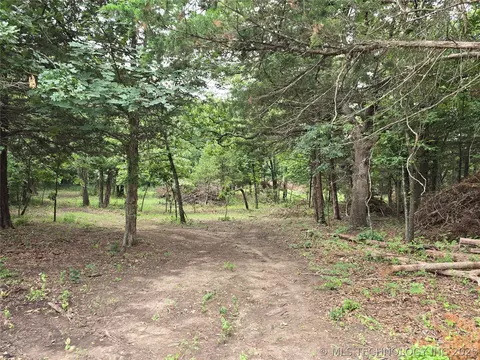 1727 Fox Run Rd, Mannford, OK 74044