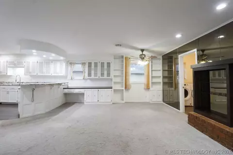 Living - 9527 E 34th St, Tulsa, OK 74145 photo 7 of 9