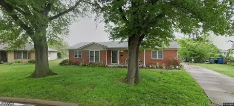 9527 E 34th St, Tulsa, OK 74145