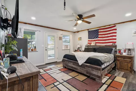 Bedroom - 2801 E 480, Pryor, OK 74361 photo 1 of 4