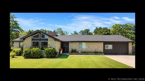 2401 Grandview Ave, Pawhuska, OK 74056