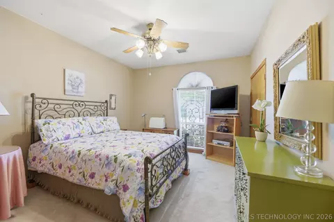 Bedroom - 1085 E 138th St, Glenpool, OK 74033 photo 1 of 5