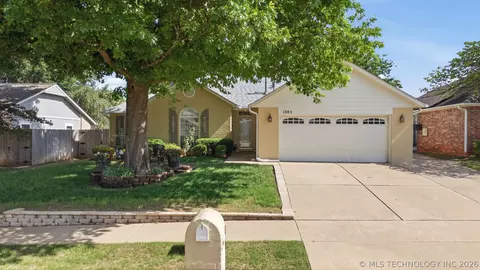 1085 E 138th St, Glenpool, OK 74033