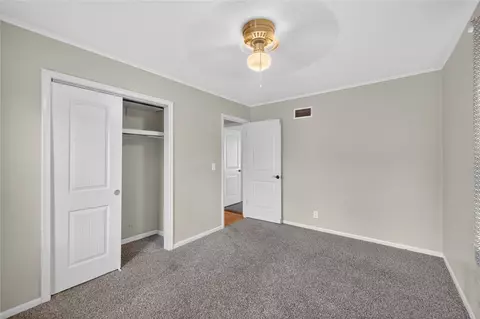 Bedroom - 5813 E 20th St, Tulsa, OK 74112 photo 4 of 5