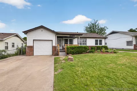 Exterior - 5813 E 20th St, Tulsa, OK 74112 photo 7 of 8