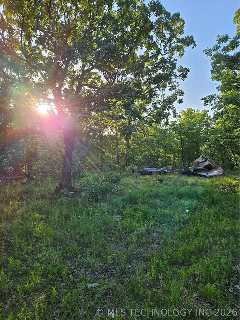 Hickory Lane, Stuart, OK 74570