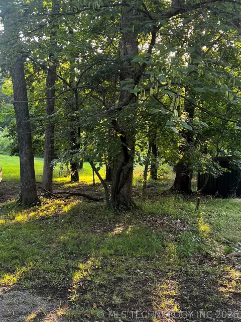27 Circle Dr, Afton, OK 74331