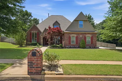 2009 W Decatur St, Broken Arrow, OK 74011