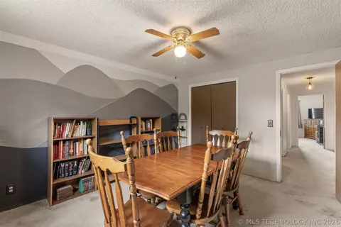 Dining - 11411 E 37th Pl, Tulsa, OK 74146 photo 2 of 3