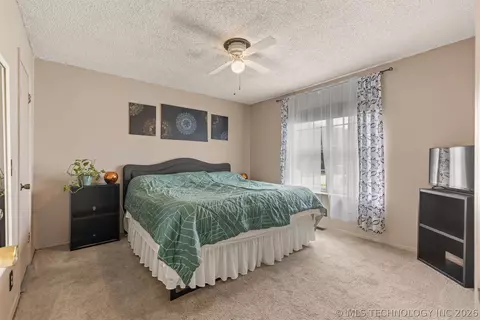 Bedroom - 11411 E 37th Pl, Tulsa, OK 74146 photo 1 of 4