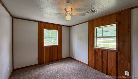 Bedroom - 433 S 4th, Roff, OK 74865 photo 3 of 6