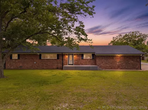 219 E Ozark St, Morris, OK 74445