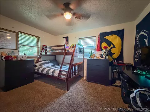 Bedroom - 106 Risner St, Davis, OK 73030 photo 2 of 3