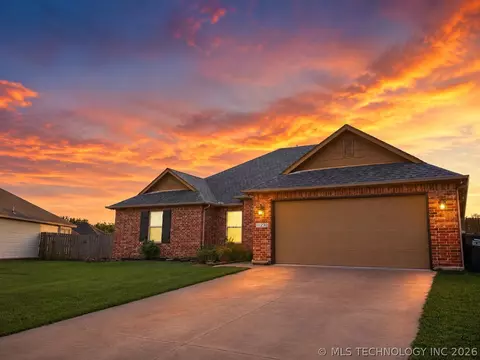 11230 S 275th East Ave, Coweta, OK 74429