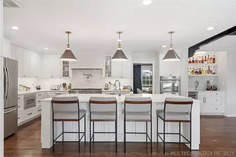 Kitchen - 3235 E 59th St, Tulsa, OK 74105 photo 5 of 9